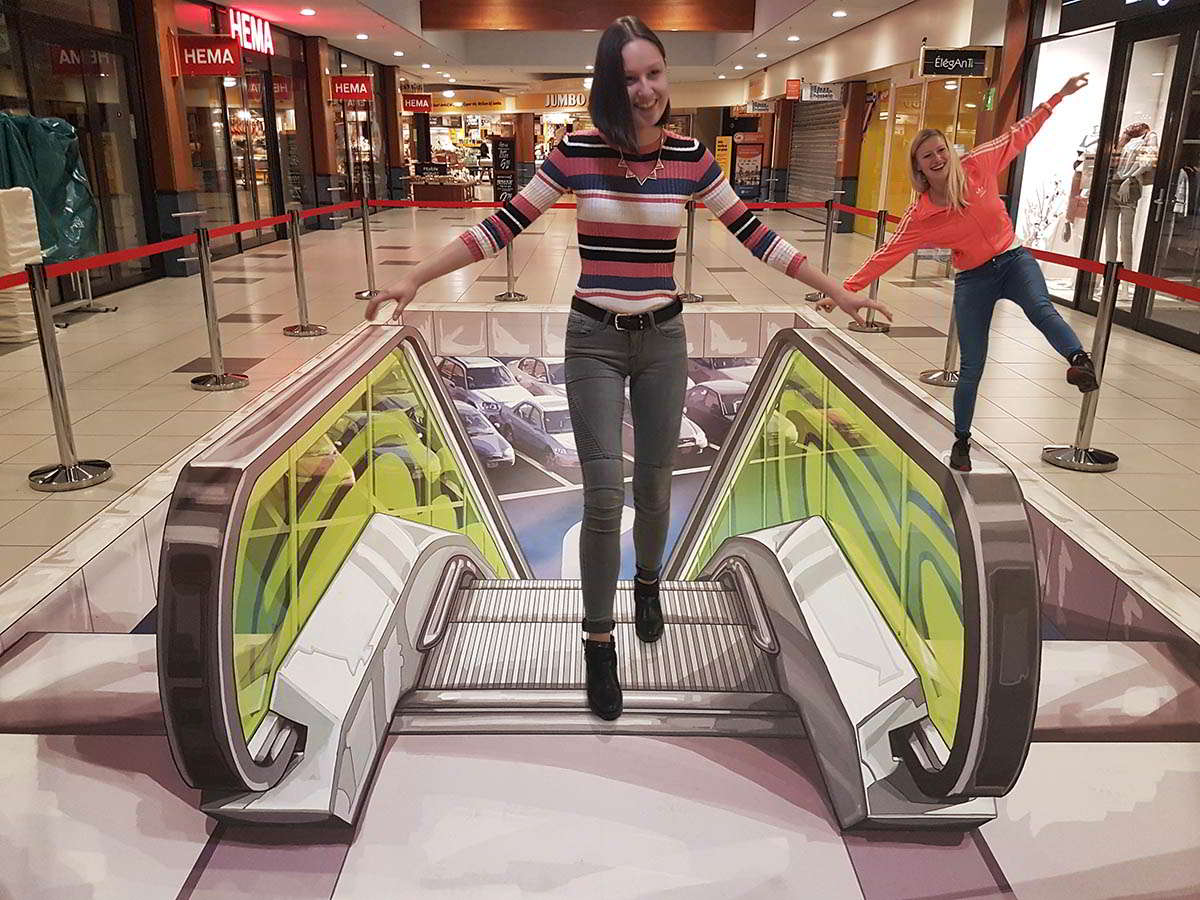 3D Streetpainting ‘3D Escalator’ at Shoppingcenter Hasselo